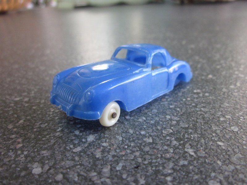 MG Modellini d'auto: "Groschenauto" MG, blau Kunsstoff, W.Germany – Usato da Bischofszell venduto da Pfau0 2