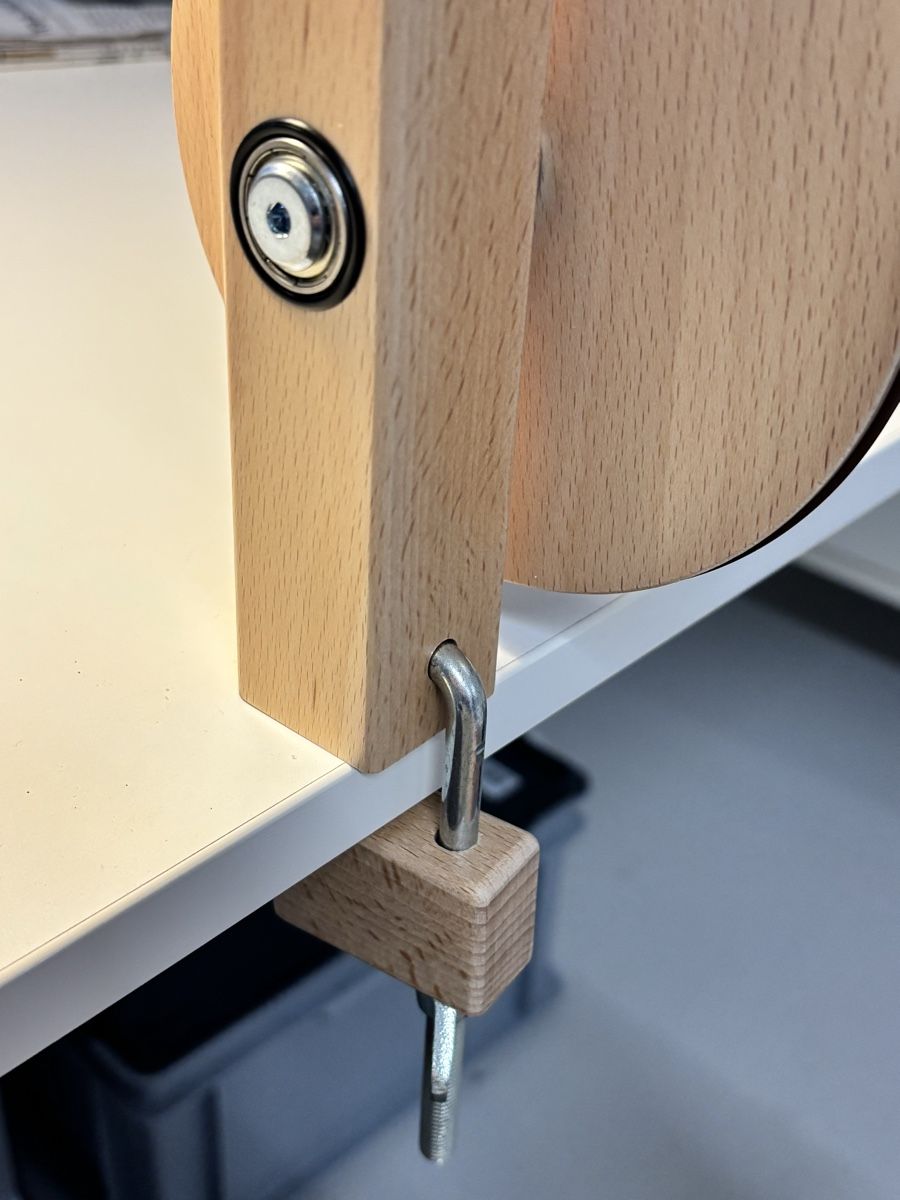 Spinnräder: Handschwungrad Holz /Metall – Gebraucht aus Lüterkofen von mucki120 2