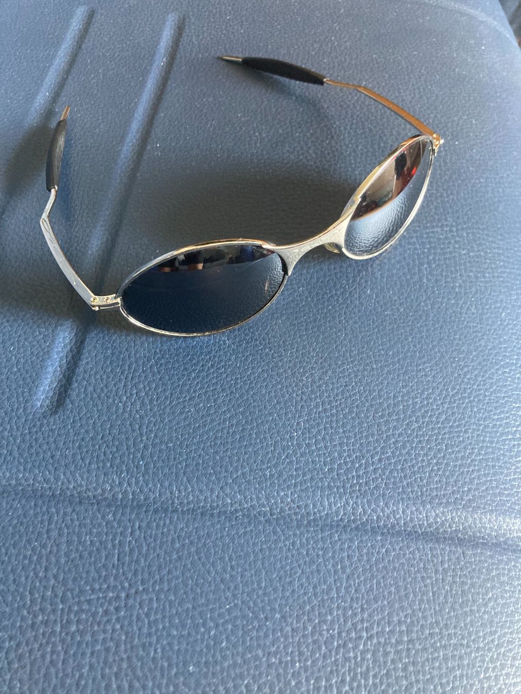 Oakley Occhiali & Lenti: Vintage Oakley – Usato da Biel/Bienne venduto da 142_w9ds 1