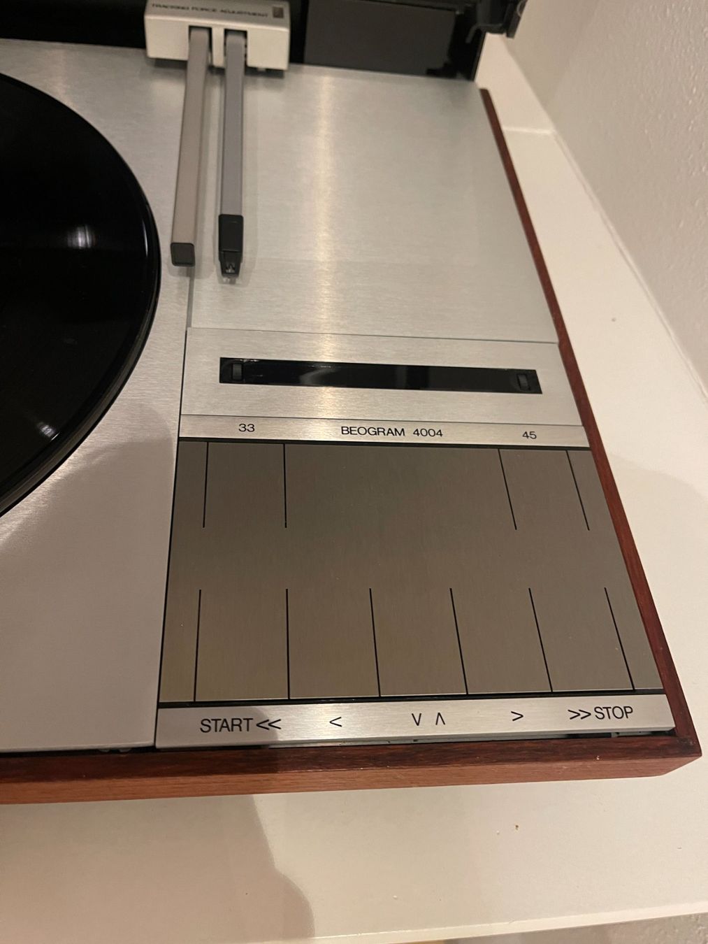 Bang & Olufsen Giradischi: Bang & Olufsen BeoGram 4004 revidiert – Usato da Luzern venduto da BeoPlayer 2