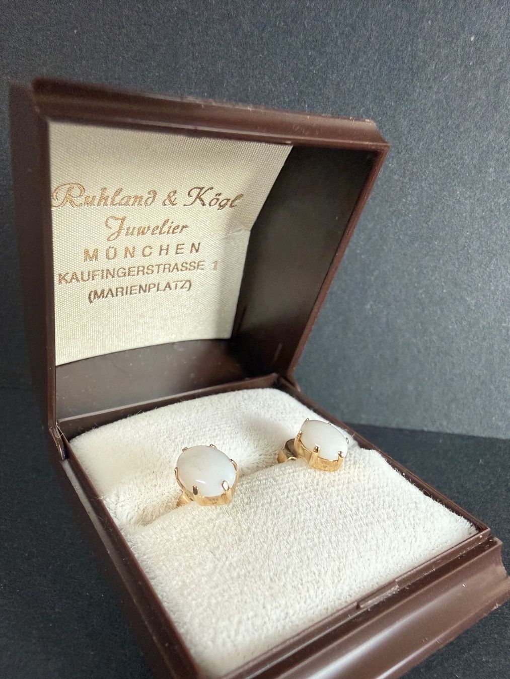 Orecchini pendenti & Orecchini a lobo: Gold Ohrstecker mit Opal 585, 14K – Usato da Spiegel b. Bern venduto da Rogger72