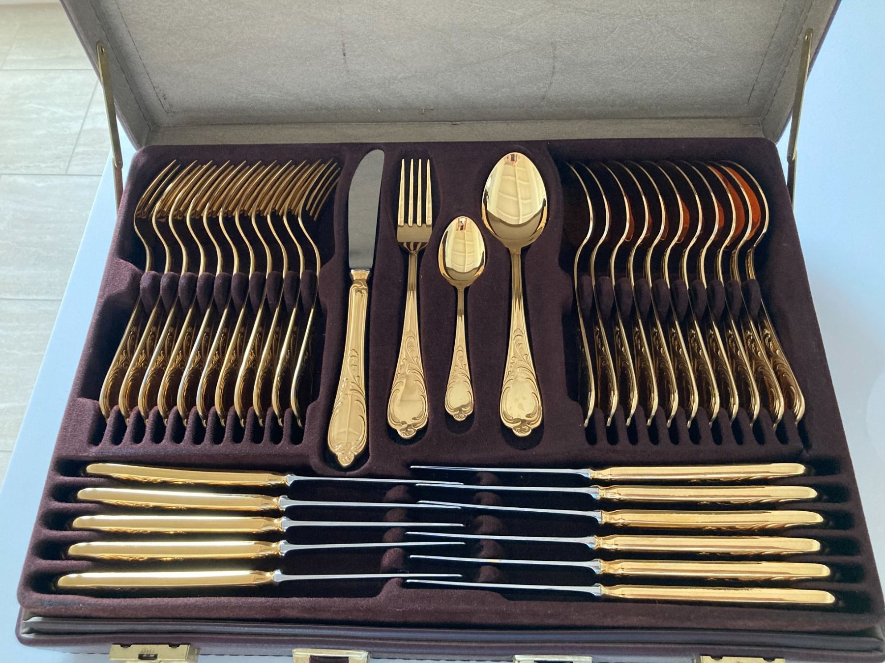 Solingen Set di posate: Solinger Besteck 12 Teilig  NEUWERTIG – Usato da Domat Ems venduto da buendnerfleisch01 1