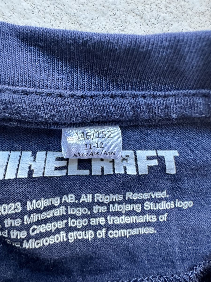 Kleiderpakete & -sets: Minecraft Kids Bundle: Sweatshirt & T-Shirt, Size 116 – Gebraucht aus Laufen von krissym 7