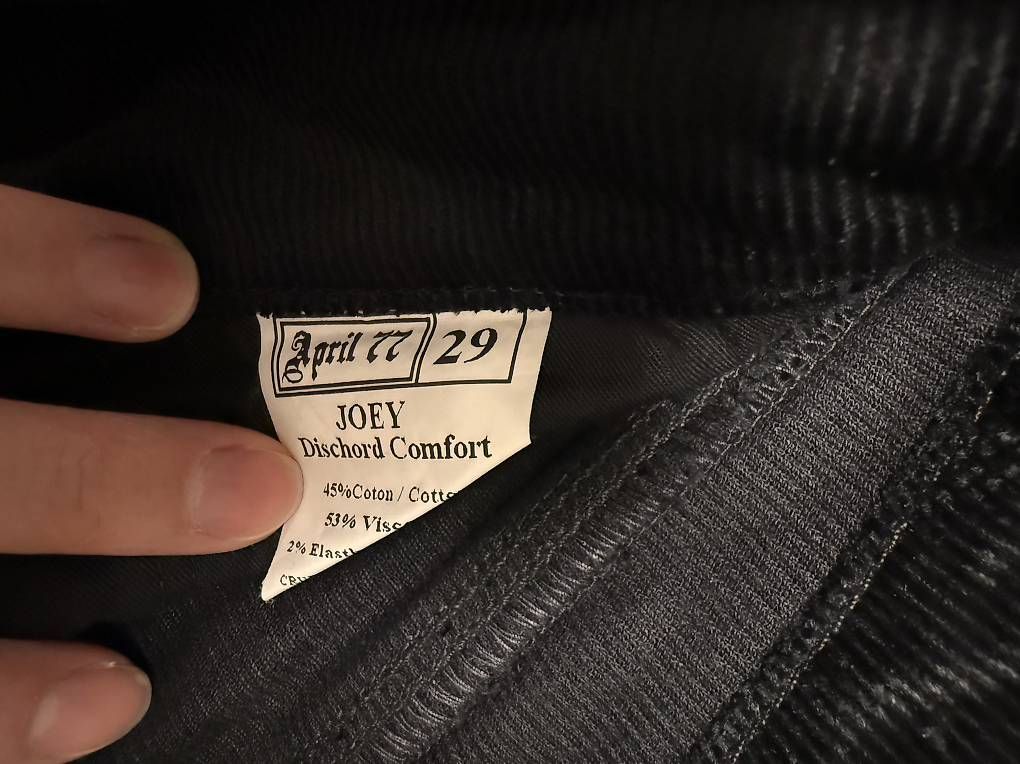 Pantaloni: Damen Hosen – Usato da Dietlikon venduto da AngelinaSt. 2
