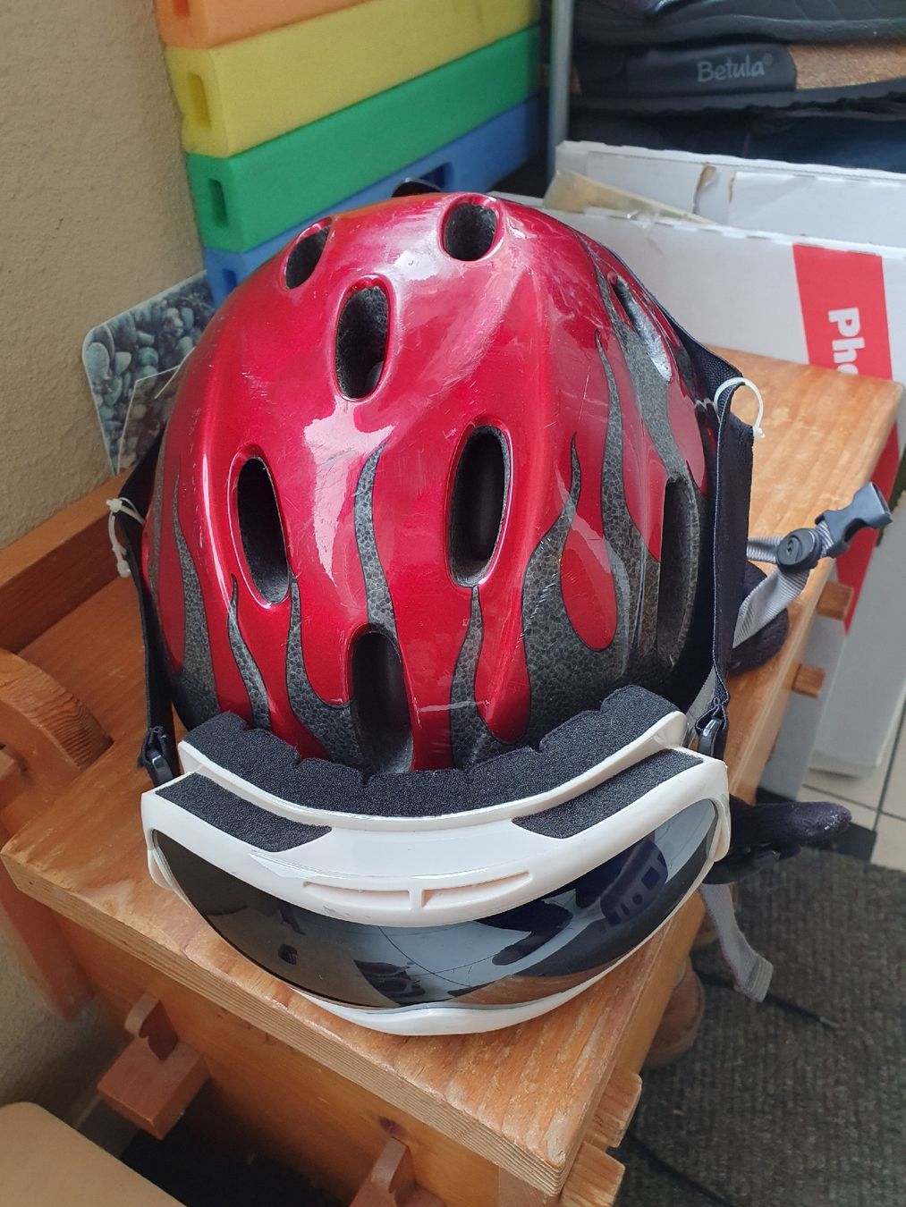 Giro Caschi: Skihelm, 58, plus Gratis-Skibrille – Usato da Burgdorf venduto da Hodel1 1