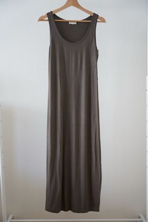 Hochwertiges Viskosekleid Mama Set 36/38 neuwertig khaki grü