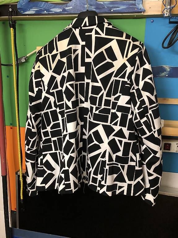 Vestes: Blazer gemustert EUR 48 – D'occasion à Villnachern par focusride 2