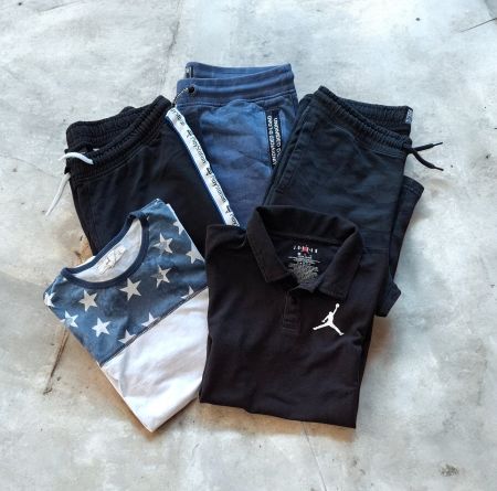 190 – 5 pièces garçon (Air Jordan…) 158-176 (12-16 ans)