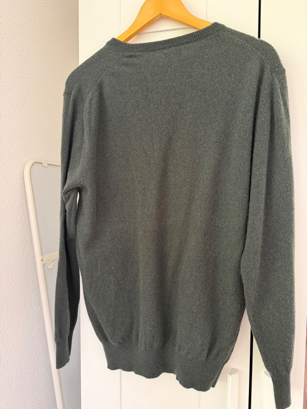 Maglioni & Felpe: Herren Pullover Doppelgänger dunkelgrün Wollpullover – Usato da Buchs SG venduto da VintageHomeCH 1