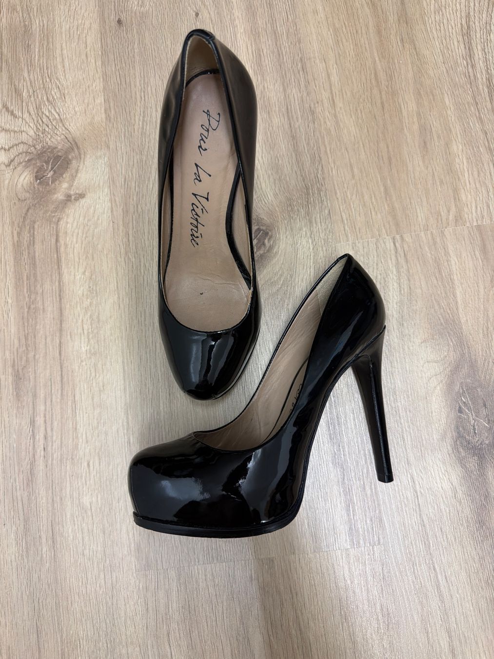 Scarpe da donna: Plateau Pumps schwarz Lackleder Grösse 36.5 – Usato da Erlenbach ZH venduto da Pocahoney 3