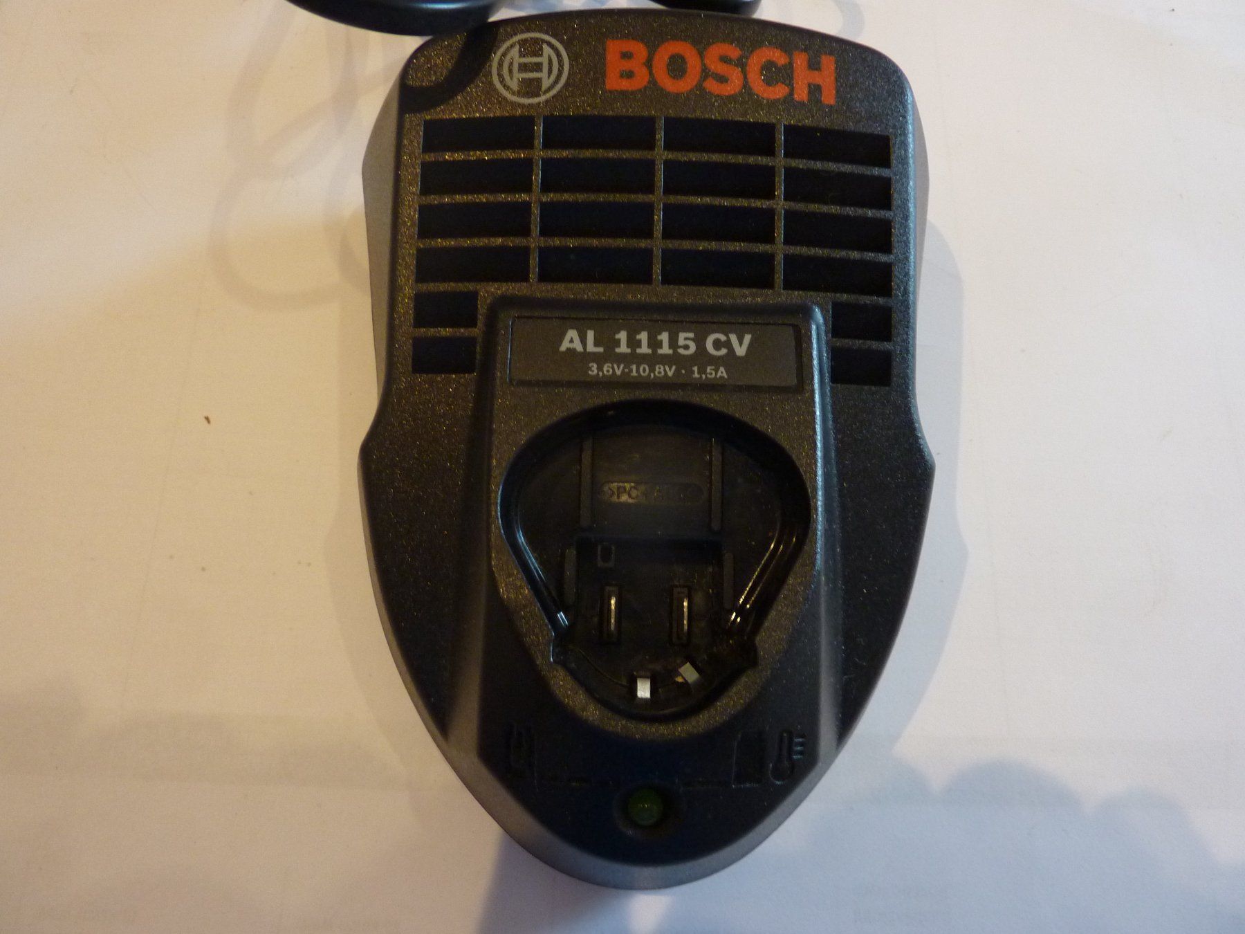 Bosch Caricatori & Batterie: Bosch Akku Ladegerät AL1115 CV – Nuovo (secondo la descrizione) da Niederscherli venduto da Zahnd1 1