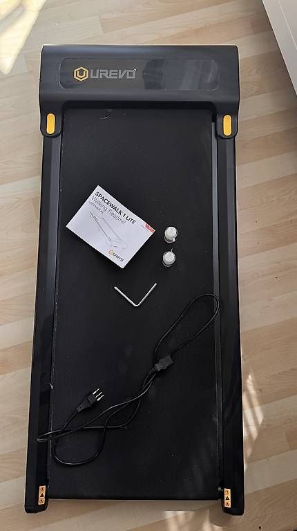 Hometrainer: Walking Pad Urevo Spacewalk Lite – Usato da Gwatt (Thun) venduto da domindo4