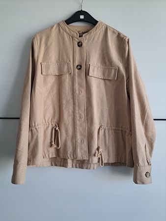 Cartoon Übergangsjacke beige, Grösse M