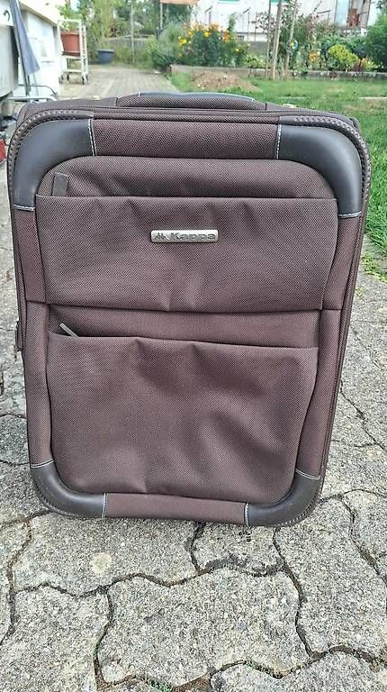 Valises de voyage: Valise  – D'occasion à Marly par wansai
