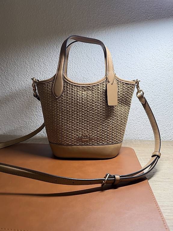 Coach Borse da donna: Coach bag stroh Hanna beuteltasche – Nuovo (secondo la descrizione) da Andermatt venduto da poprostukropka 2