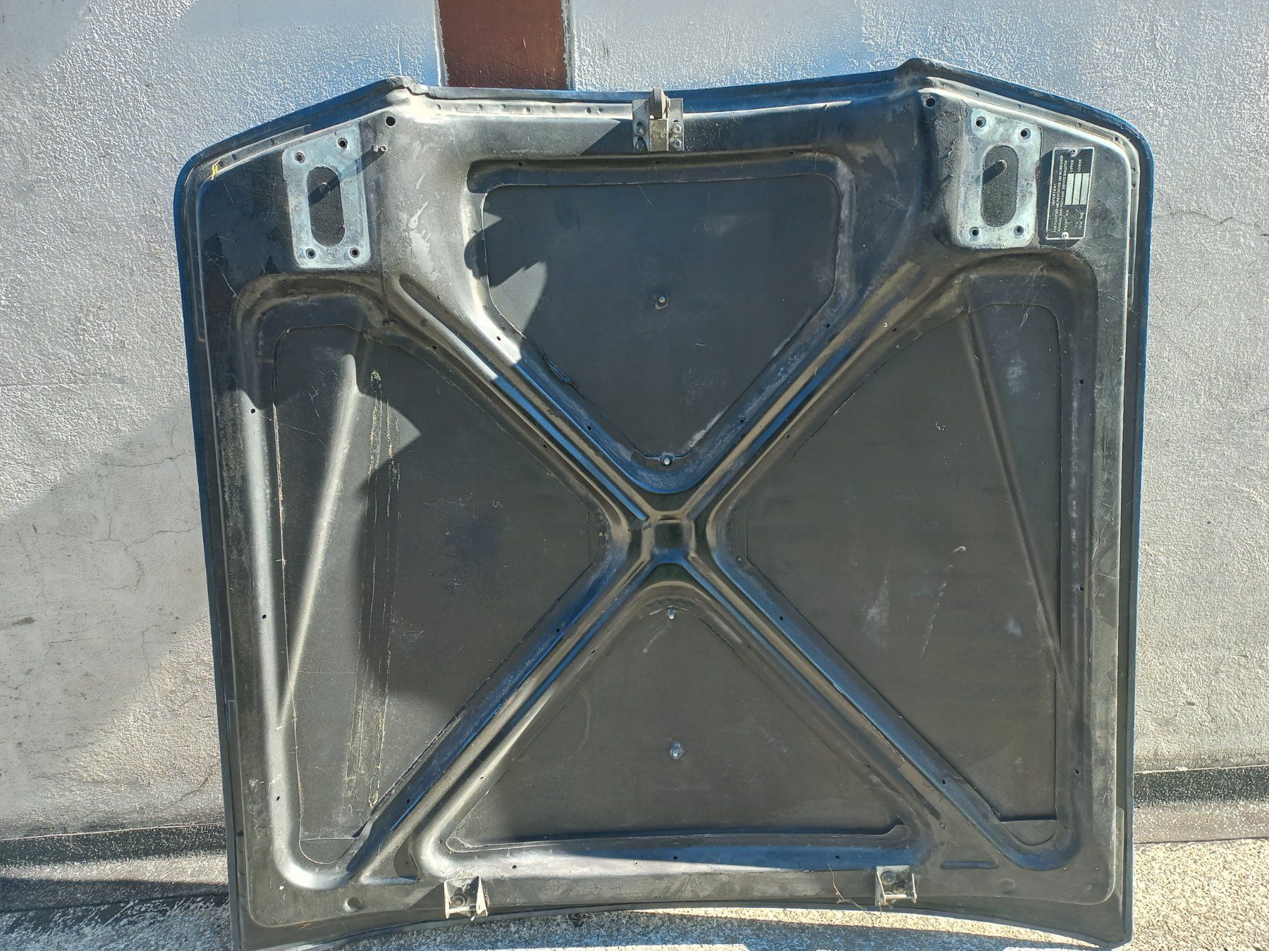 Tutti pezzi di ricambio auto: Oldtimer Rolls - Royce Silver Shadow I  Motorhaube Aluminium – Usato da Dulliken venduto da mopar030 1
