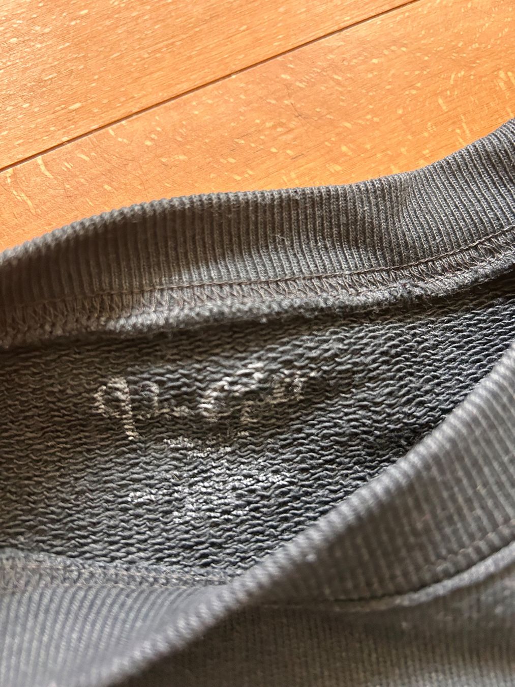 Brandy Melville Maglioni & Felpe: Brandy Melville Pulli wenig getragen – Usato da Birsfelden venduto da Pearl10 2