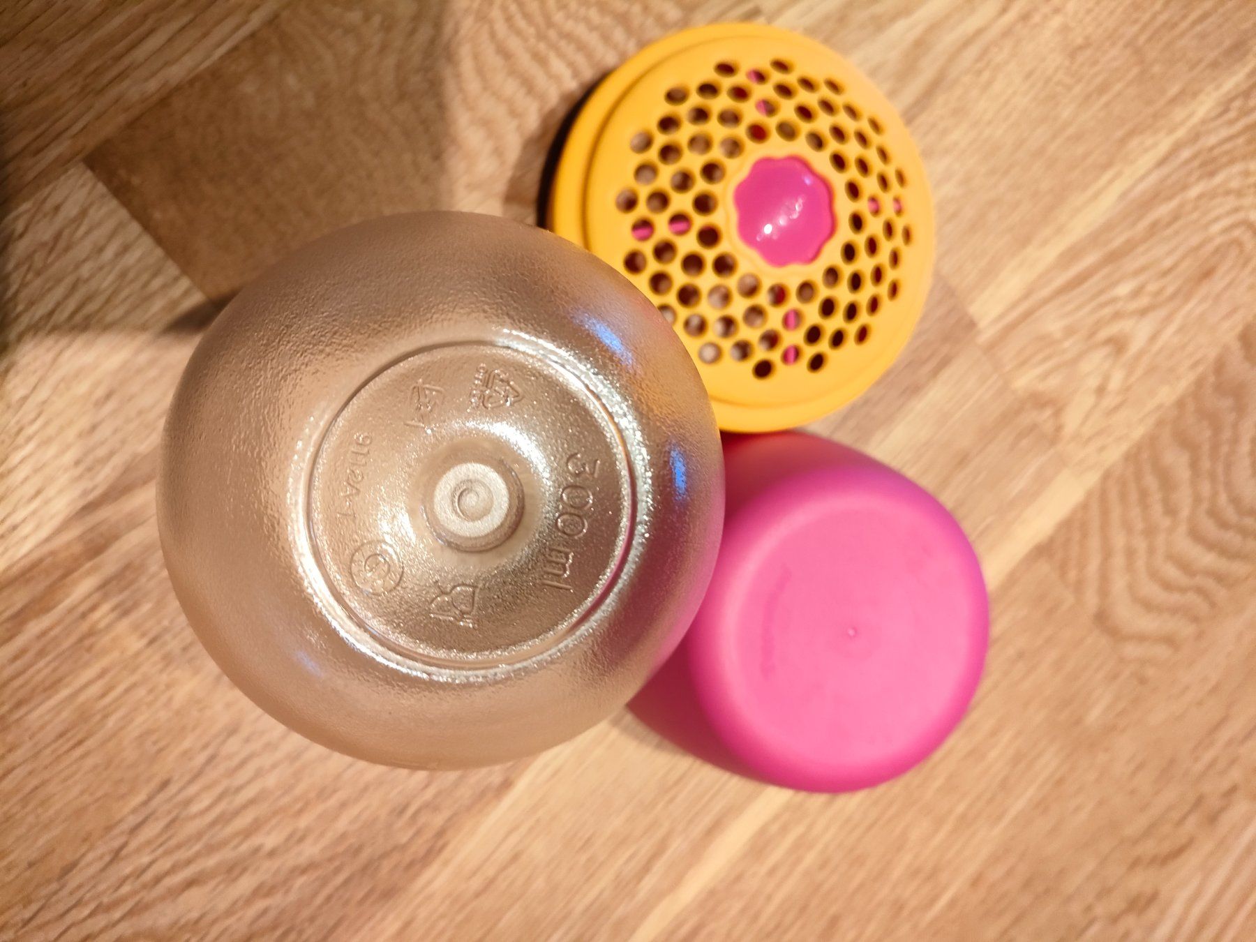 Tupperware Contenitori & Simili: Tupperware Käsestreuer – Nuovo (secondo la descrizione) da Scheunen venduto da klare2 1