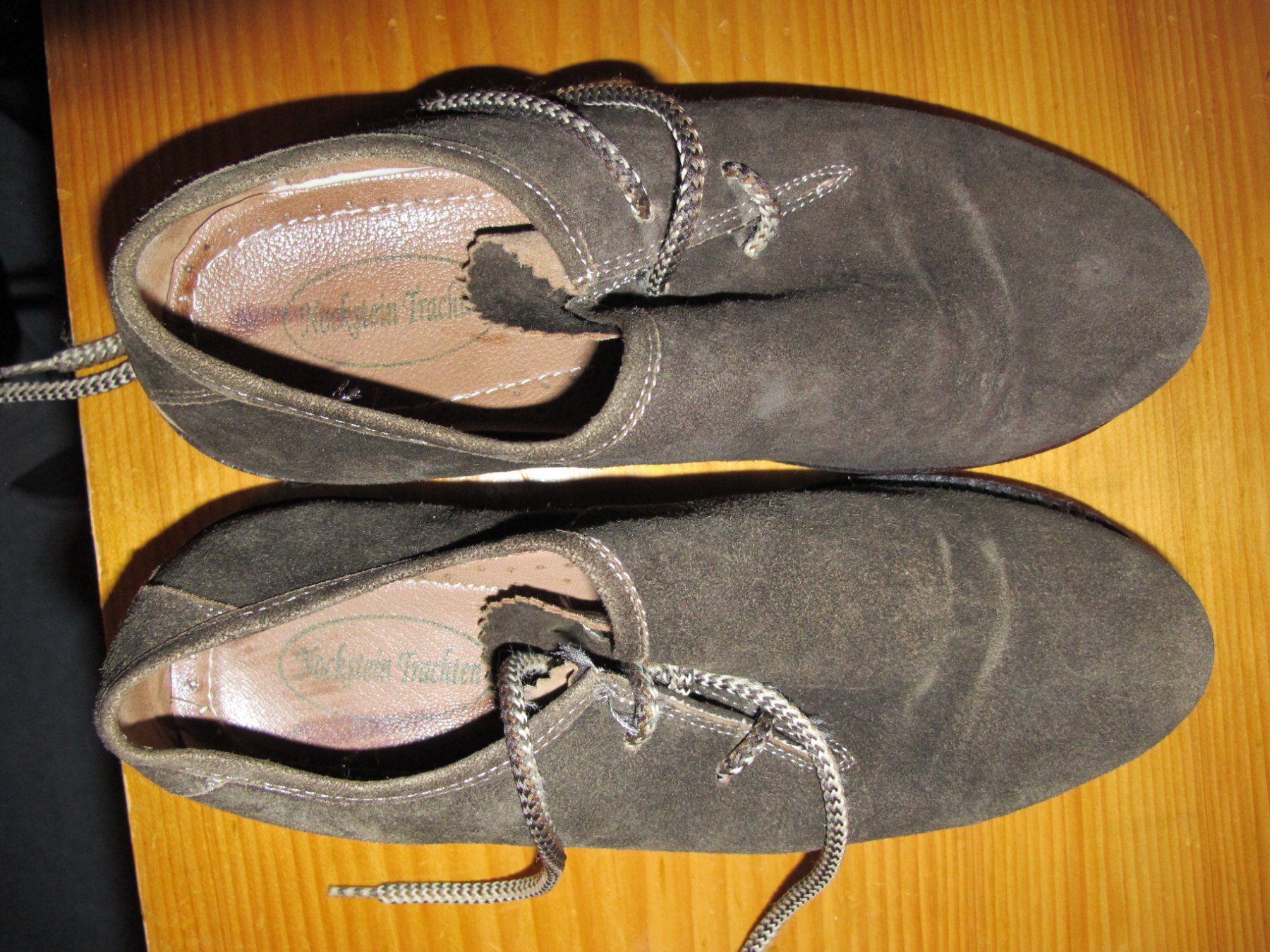 Giacche: Trachtenkleider/Schuhe – Usato da Frick venduto da heinzbuess 3