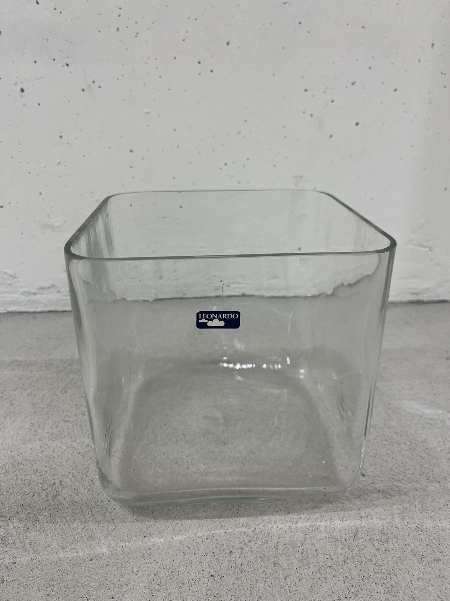 Vasi & Recipienti: Vase Leonardo – Nuovo (secondo la descrizione) da Horgen venduto da sophiaric