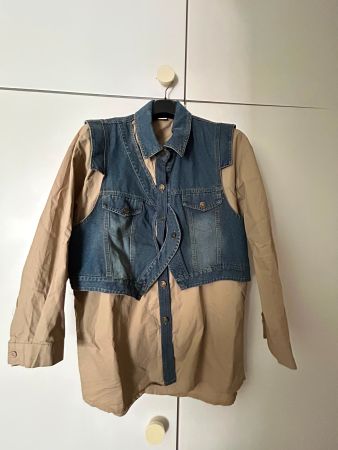 Camicetta beige con gilet di jeans TU (XL) Andrew J.