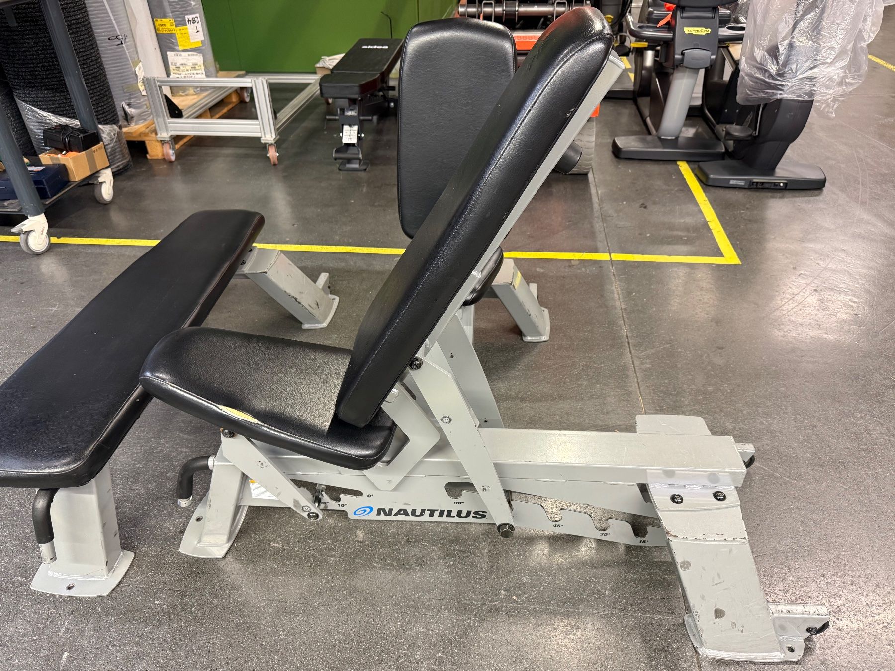 Nautilus Hometrainer: Trainingsbank 3 Stk. – Gebraucht aus Rüthi (Rheintal) von mesi93
