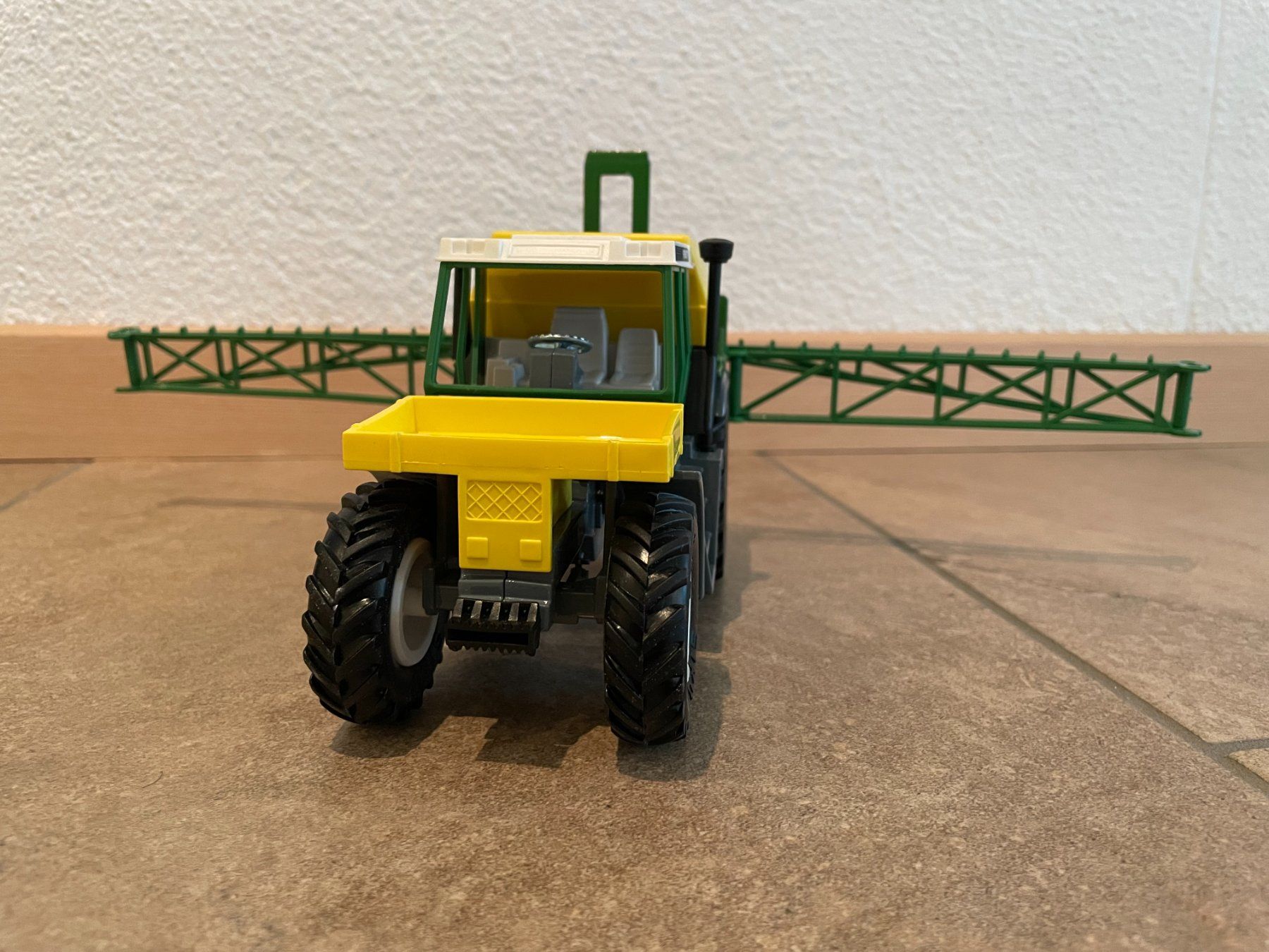 Fendt Trattori: SIKU Fendt Xylon mit Aufbauspritze – Nuovo (secondo la descrizione) da Kreuzlingen venduto da Stefan1150 1