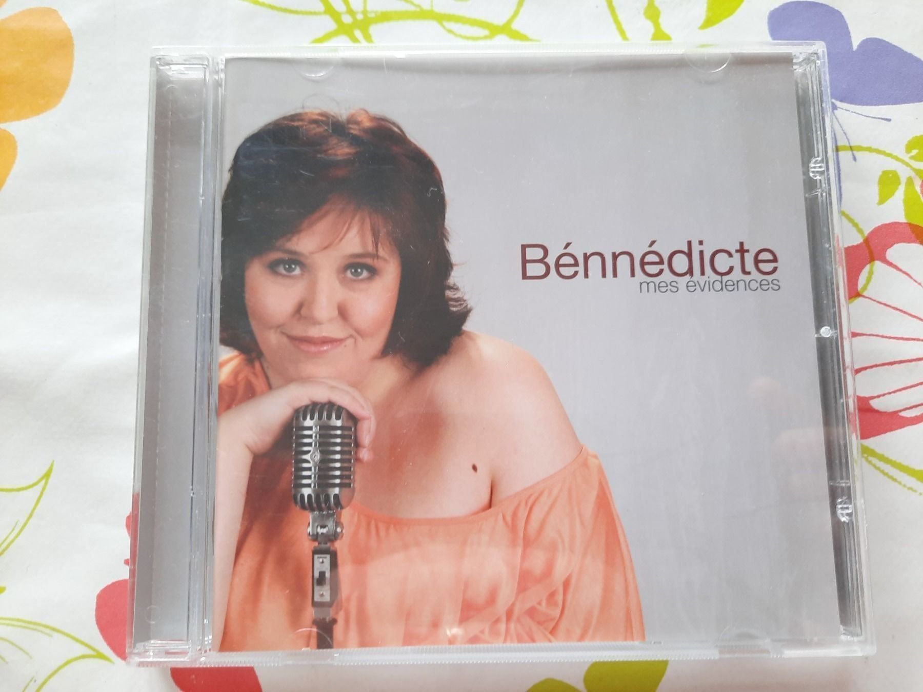 CD: CD - Bénnédicte - mes évidences – Usato da Pully venduto da bro_n52j