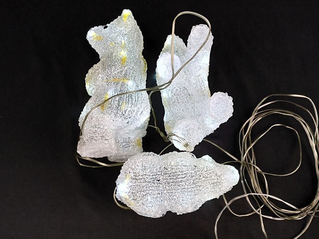 Figuren: LED stehende & liegende Eisbären 3 Stk. – Gebraucht aus Schübelbach von Restwert_Schubelbach 1