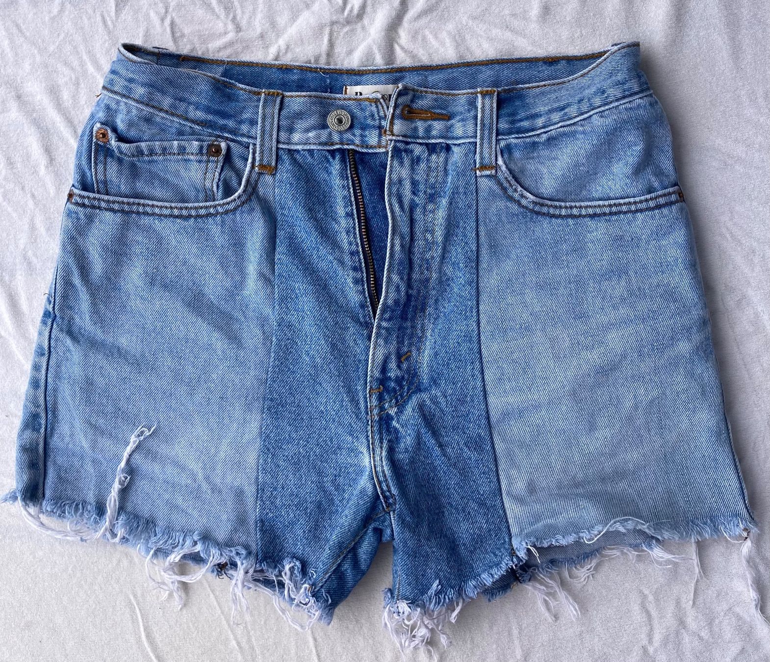 Hosen: Rework Jeans Shorts Grösse 28 Damen Patchwork Denim – Gebraucht aus Siselen BE von -skylein-