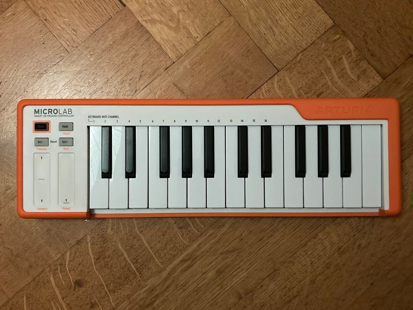 Instruments de musique: Arturia MicroLab – D'occasion à Lausanne par lau_n9jn