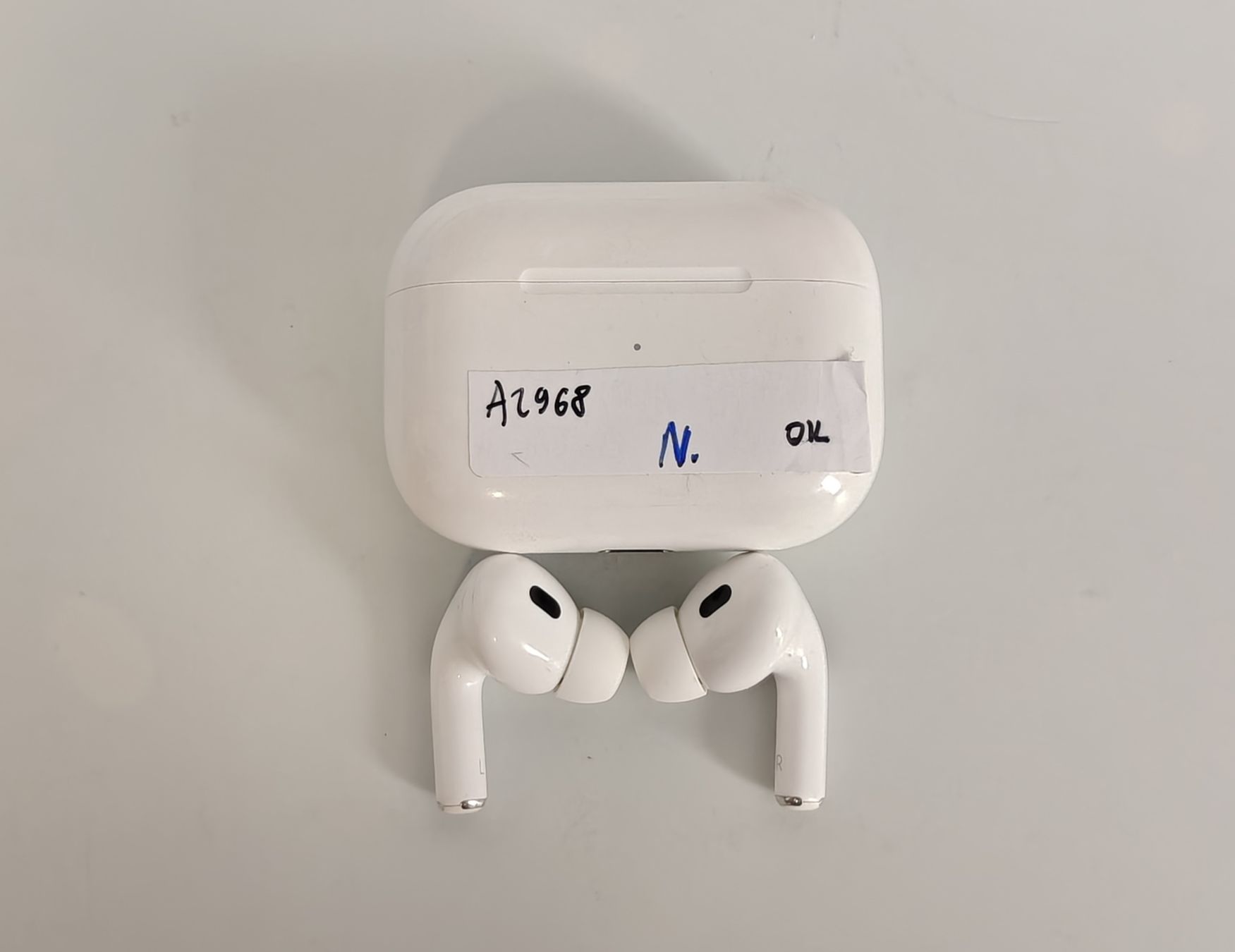 Apple Cuffie: Apple AirPods Pro 2 (USB C) – Usato da Ehrendingen venduto da Rocky985 1