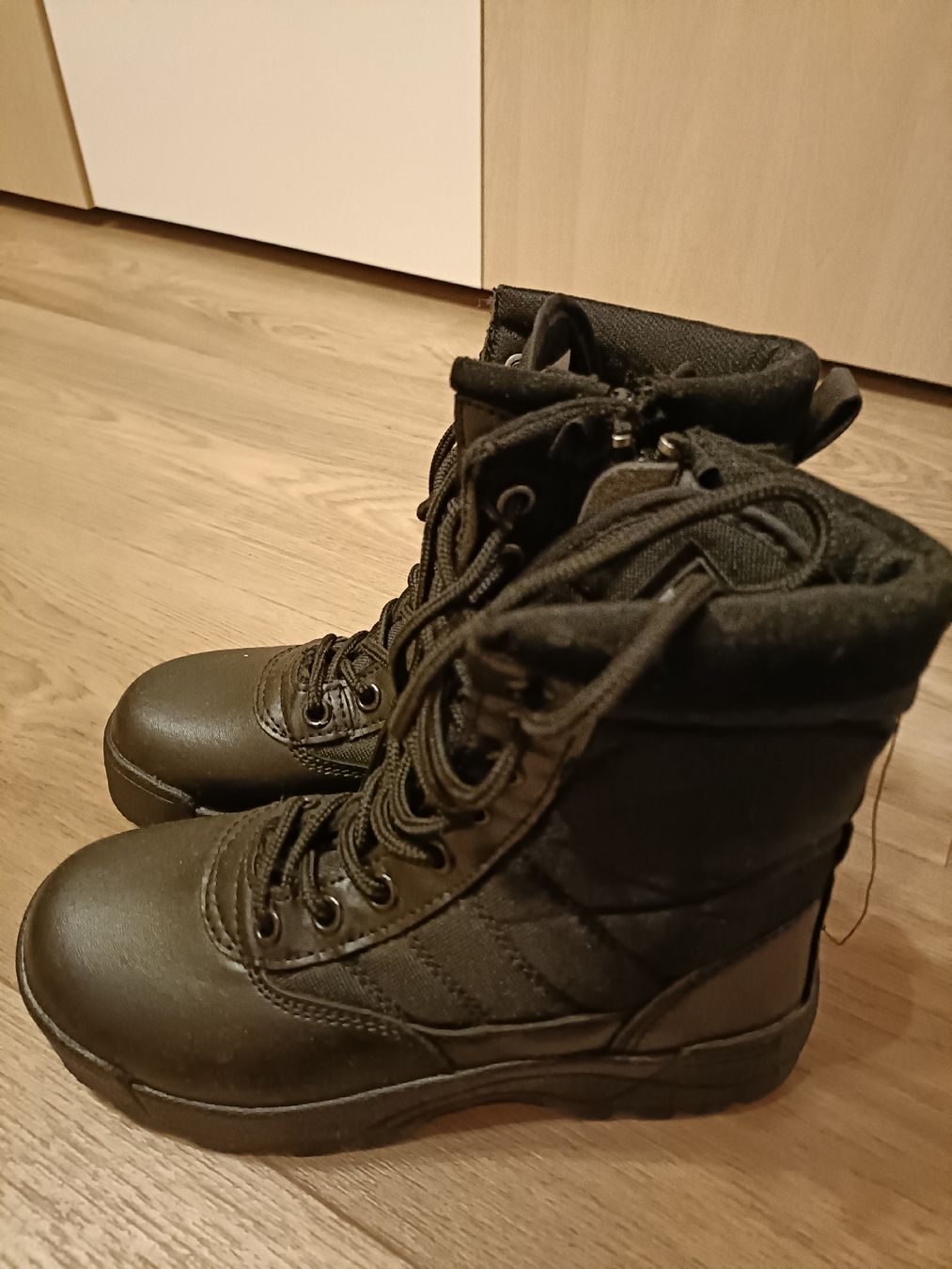 Scarpe da donna: Sicherheitsstiefel – Nuovo e nell'imballaggio originale da Langnau i.E venduto da Arco2503 1