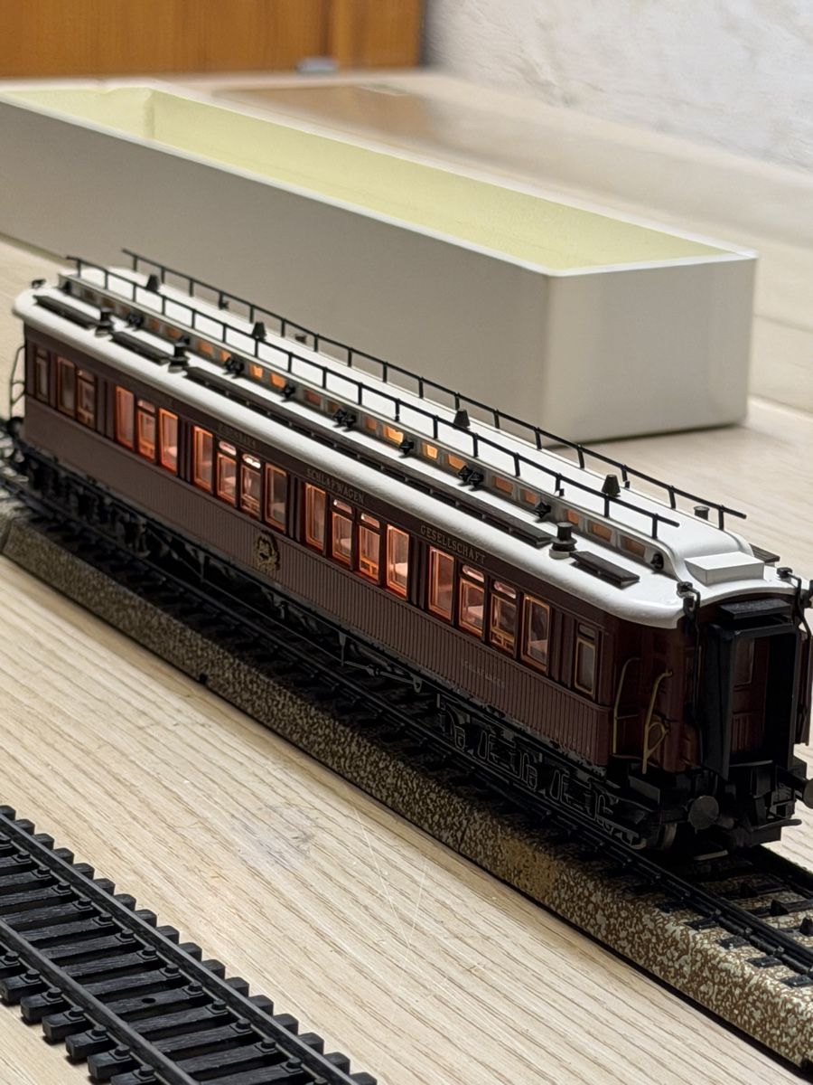 Trix Modellini di ferrovie: Trix HO Schlafwagen  – Nuovo (secondo la descrizione) da Herzogenbuchsee venduto da ioa_zcm6 6