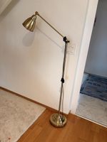 Stehlampe