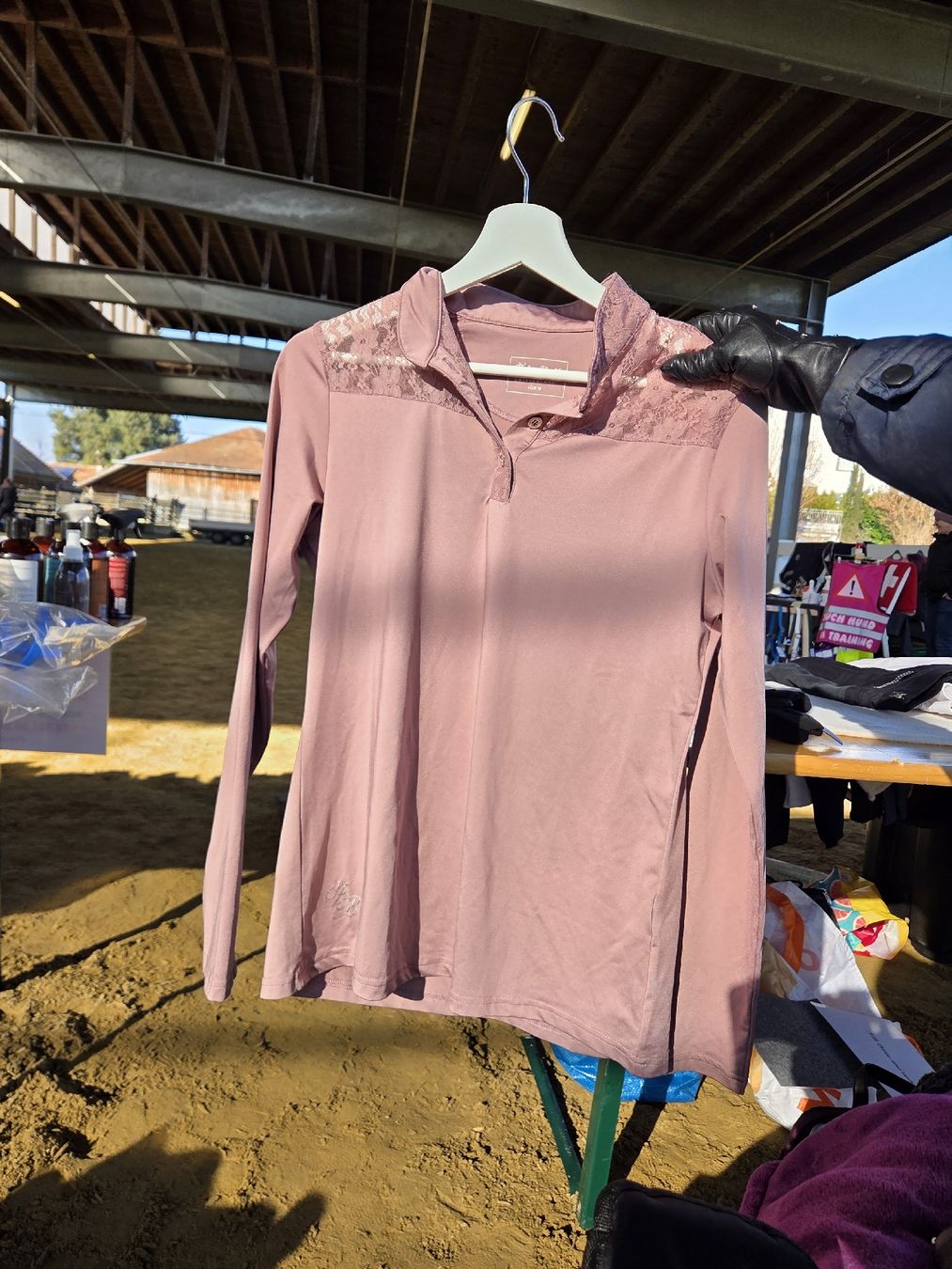 Felix Bühler Briglie & Cavezze: Felix Bühler Pullover – Usato da weesen venduto da Aly.R96