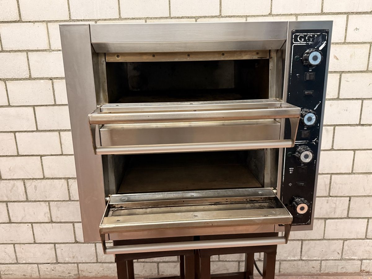 Forni per pizza: Pizza Ofen Doppelt  – Usato da Kloten venduto da Itrade 1
