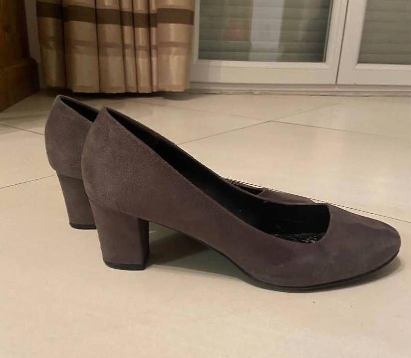 Scarpe da donna: Chaussures à talons – Usato da Thônex venduto da lespandas 1