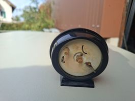 Wecker M Clock schwarz rund analog gebraucht funktionsfähig