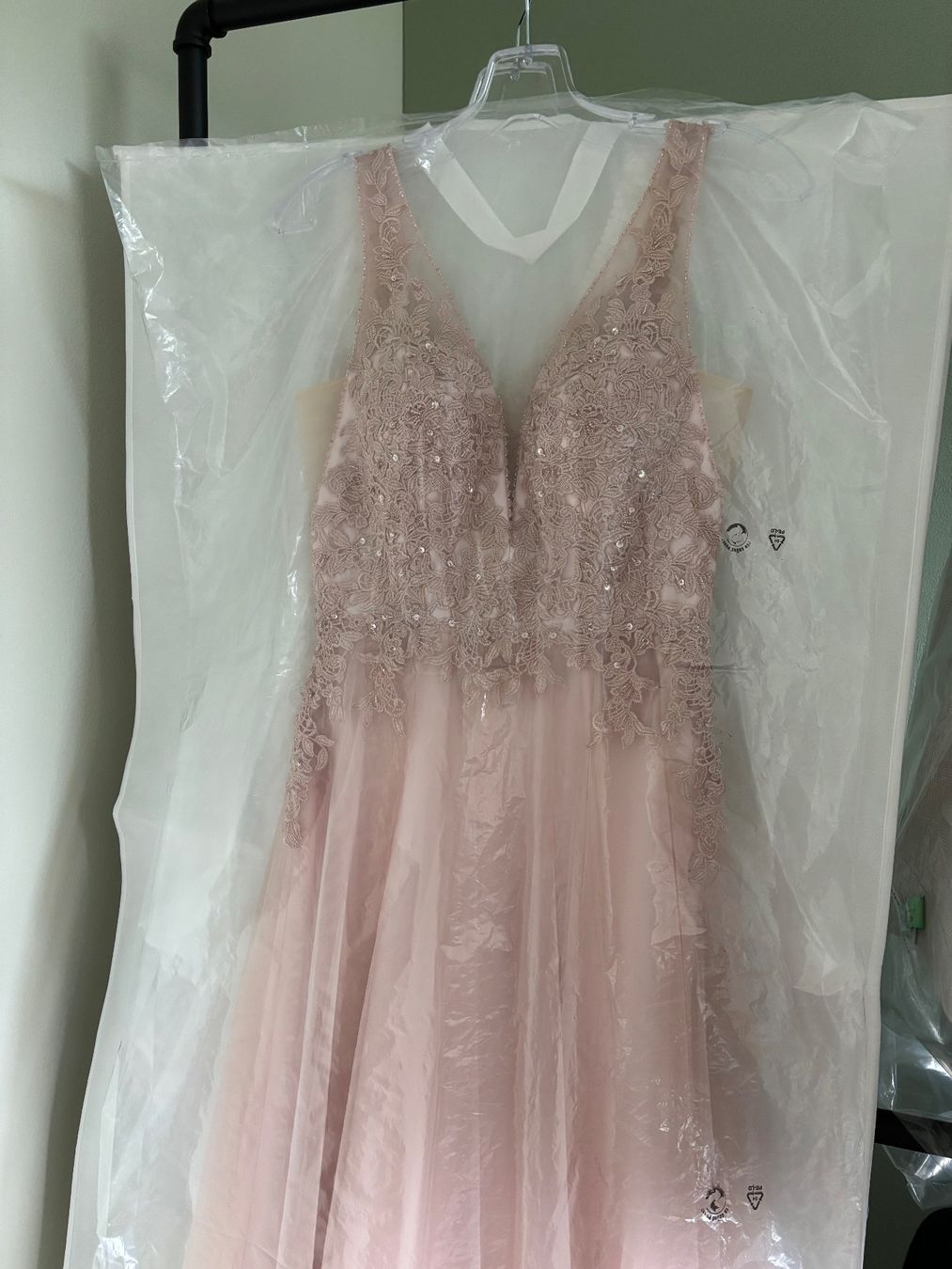 Vestiti: Ballkleid/Abendkleid, hellrosé, Gr. 36 – Usato da Buchrain venduto da Fabs279 5