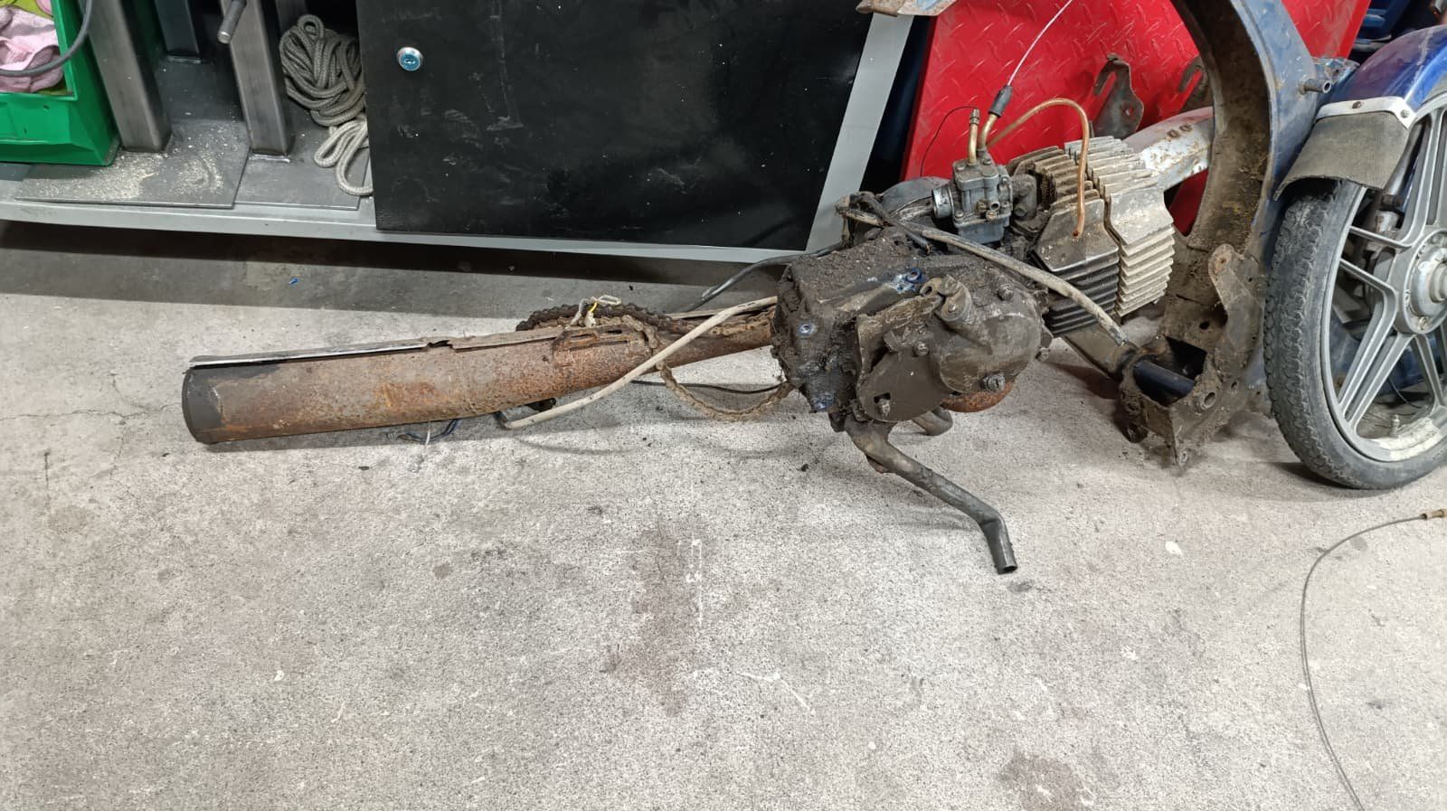 Puch Mofas: Puch Maxi S – Defekt aus Grub AR von Sandroswerkstatt 5