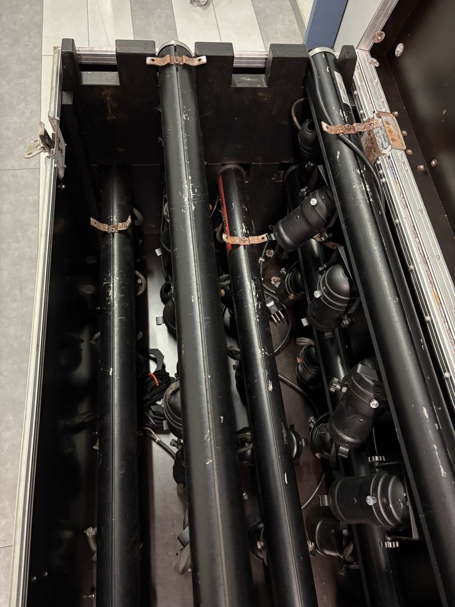 Lampade: ACL PAR Stangen 4er Set – Difettoso da Stansstad venduto da est3u 1