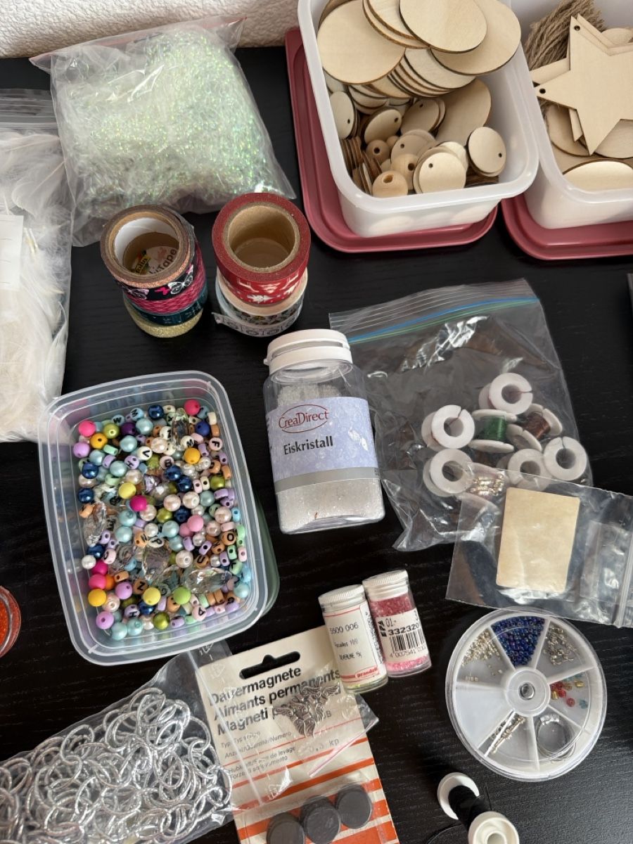 Kits de loisir créatif: Diverses Bastelmaterial – D'occasion à Hefenhofen par jbeb 1