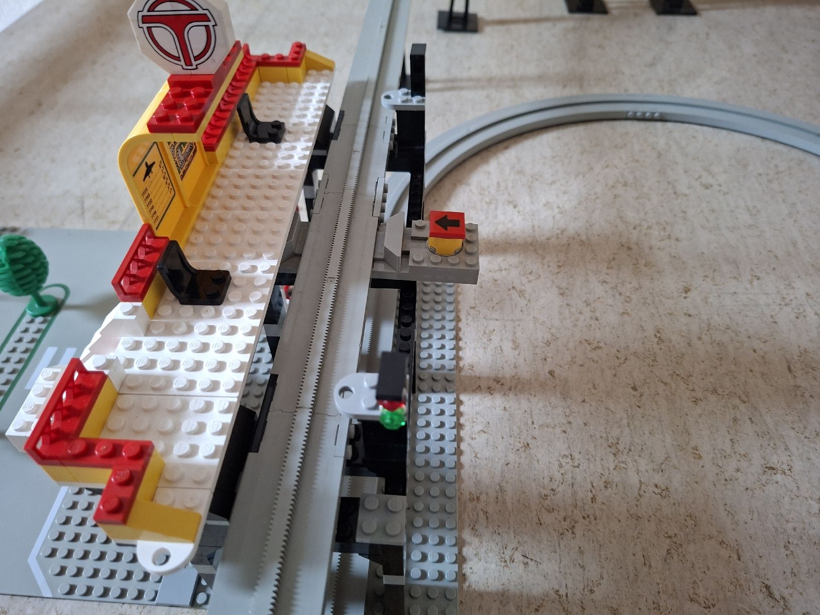 Lego Jouets: Lego 6399 Monorail Bahn – D'occasion à Schattdorf par mamo1952 6