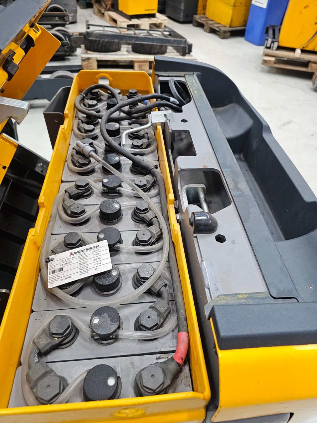 Jungheinrich Gabelstapler & Hubwagen: Jungheinrich ECE 225 HP Kommisionierer – Gebraucht aus Wallisellen von Synex-AG 3