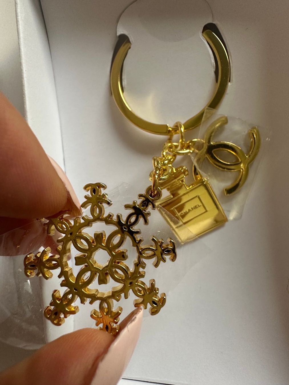 Chanel Portachiavi: CHANEL  Schlüsselanhänger – Nuovo e nell'imballaggio originale da Steinmaur venduto da regenbogen052