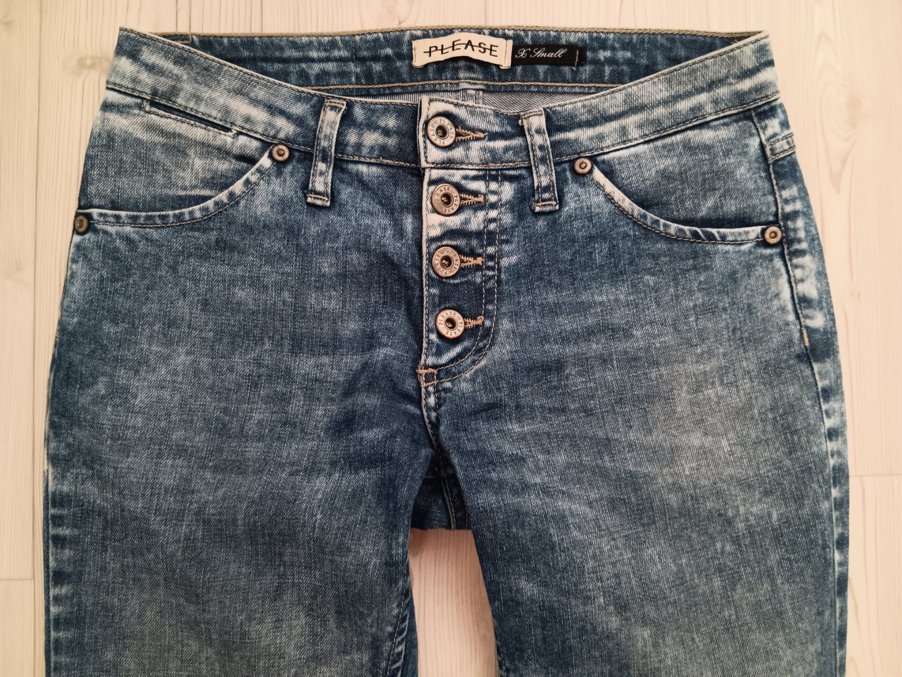 Please Jeans Jeans: PLEASE PLE-20 Jeans taille / Grosse XS – Usato da Cossonay-ville venduto da Super-Price-Quality 1