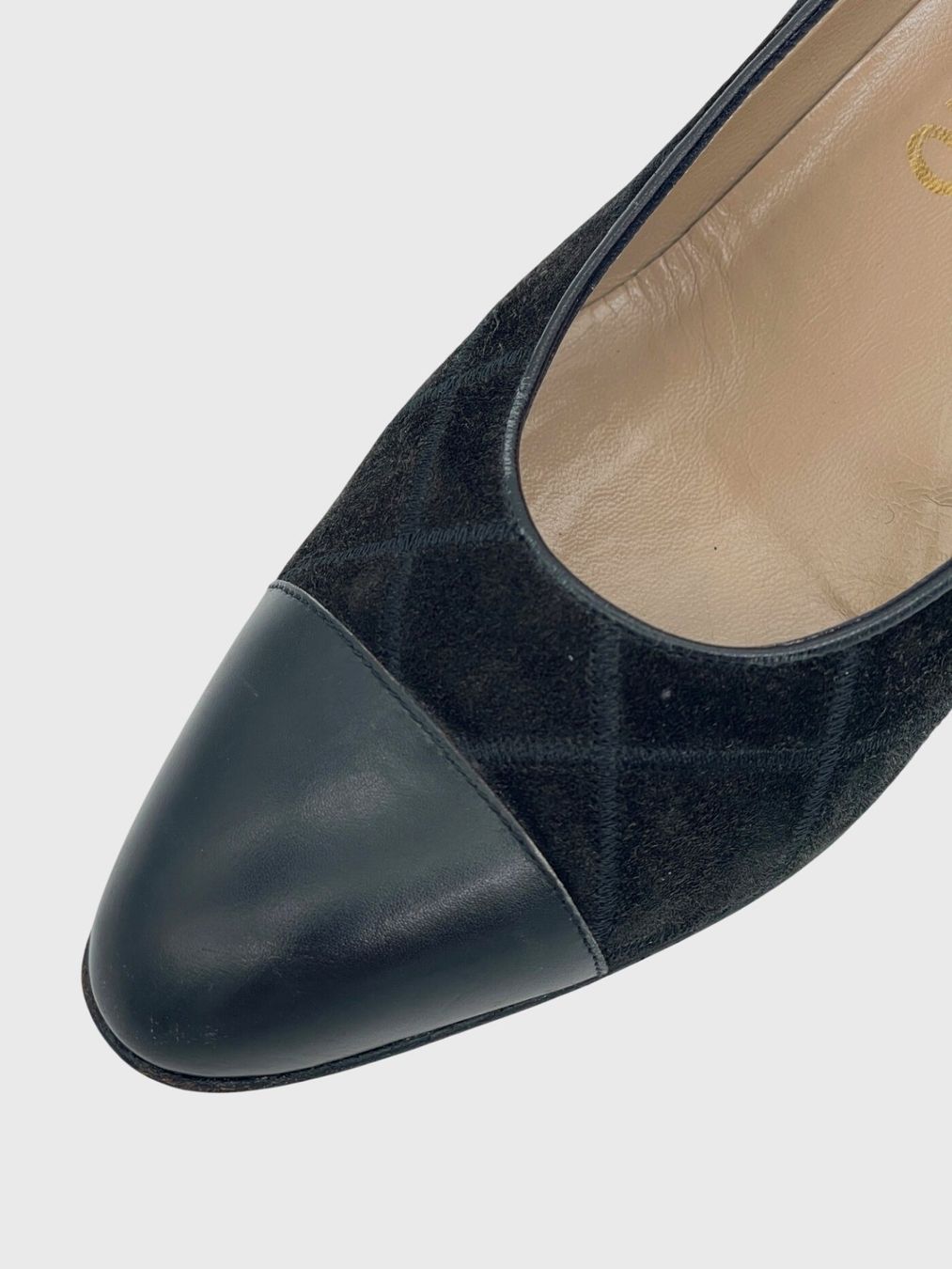 Salvatore Ferragamo Scarpe da donna: Salvatore Ferragamo Suede Pump EU 37 Schwarz – Usato da Zürich venduto da shoe_shop 4
