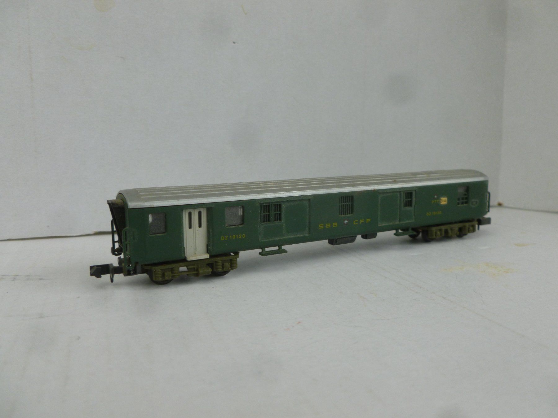 Arnold Modellini di ferrovie: Arnold Re4/4II mit 3 PW – Usato da Bubikon venduto da Br103er 3