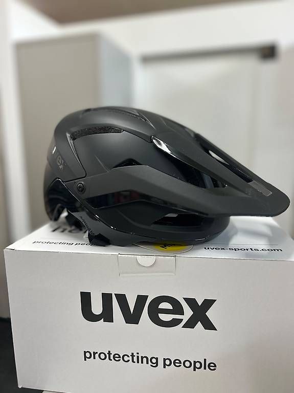 Helme: Velohelm uvex renegade MIPS black matt   – Gebraucht aus Sursee von pilatus.sport